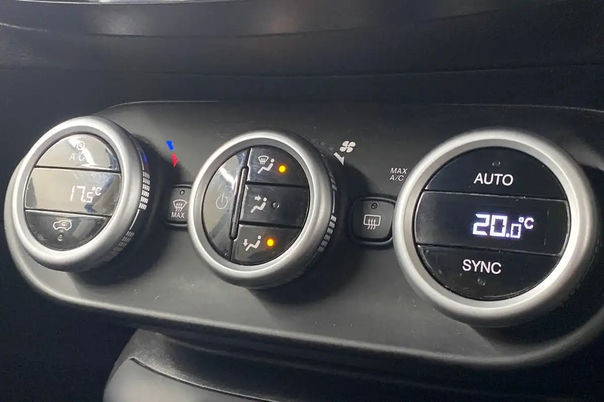 2021-fiat-500x-10-firefly-turbo-cross-plus-ss-big-25