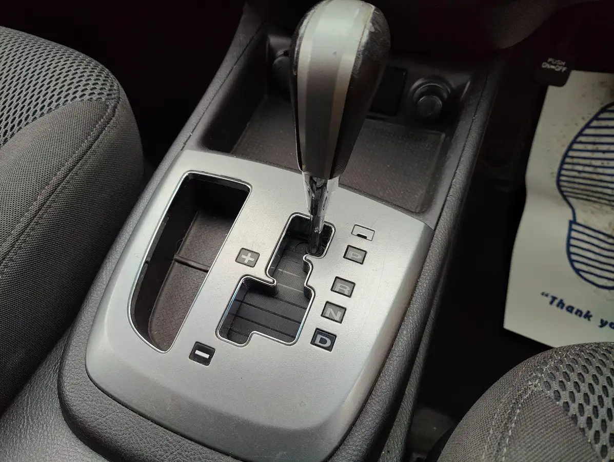 2010-hyundai-santa-fe-22td-style-7st-auto-big-17