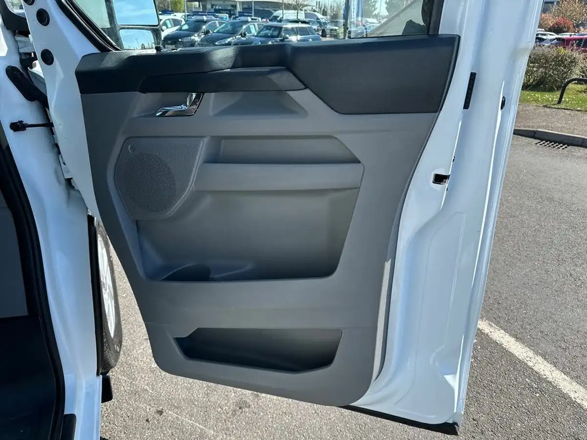 2023-ford-transit-custom-20tdci-300-l1h1-limited-136pseu6e-panel-van-1996cc-big-34