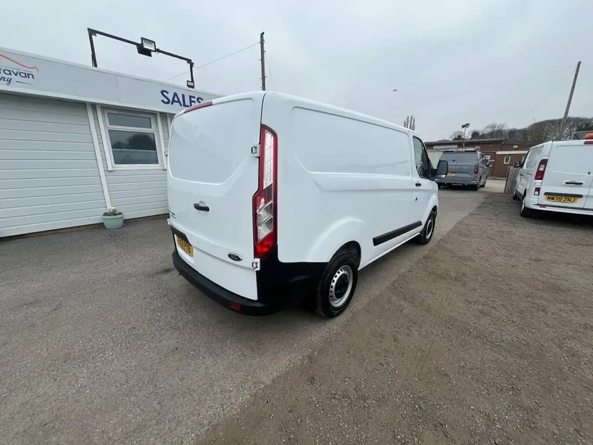 2021-ford-transit-custom-20tdci-300-l1h1-leader-130pseu6dt-panel-van-big-7