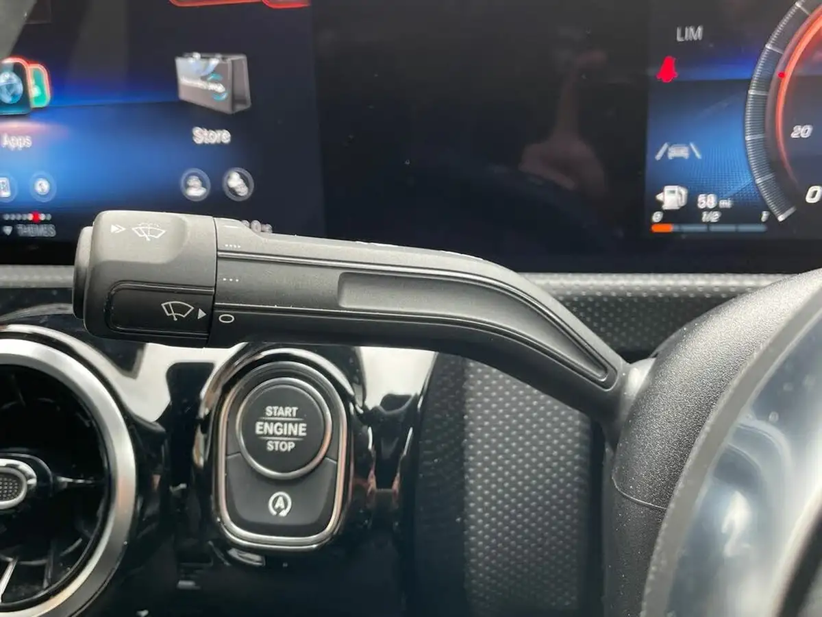 2019-mercedes-benz-cla-13-cla-180-amg-line-coupe-4d-big-28