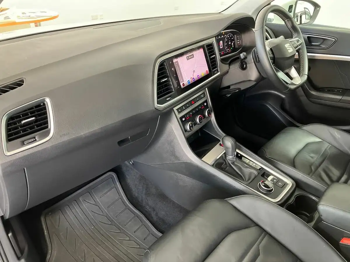 2022-seat-ateca-20tdi-xperience-lux-150ps-suv-dsg-big-34