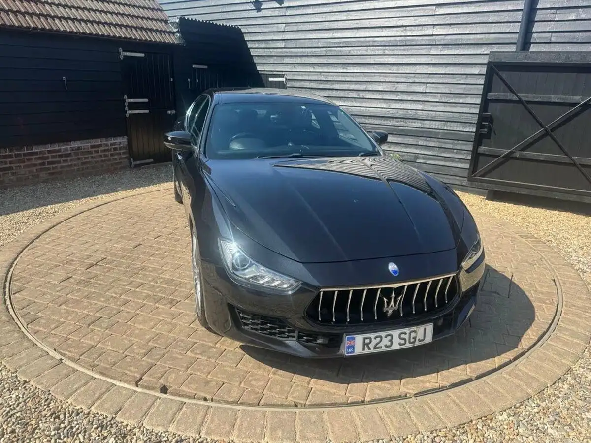 2018-maserati-ghibli-30td-big-30