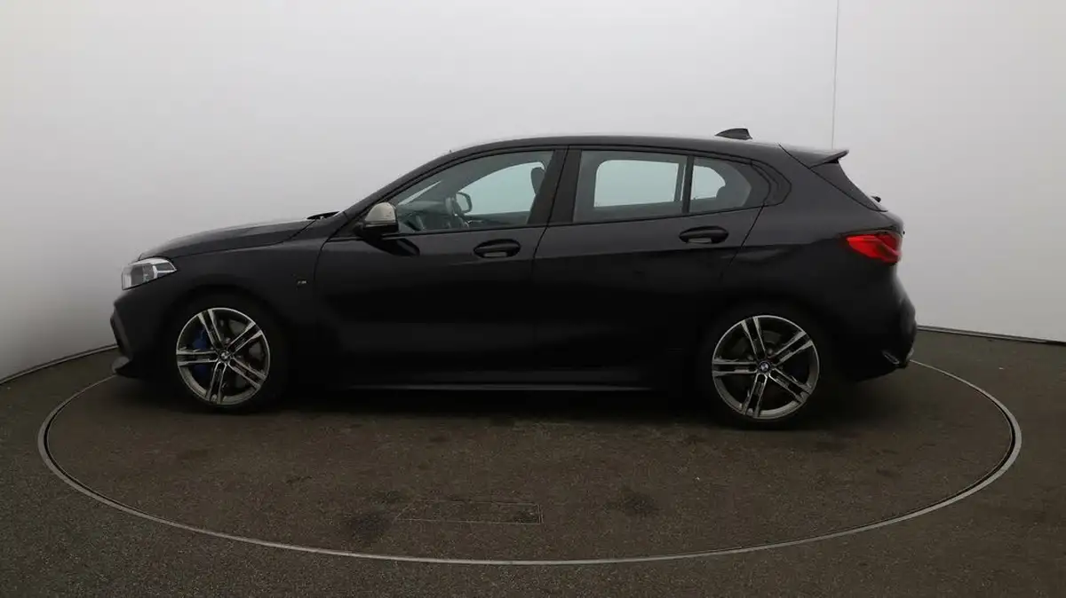 2022-bmw-1-series-20-m135i-xdrive-big-58