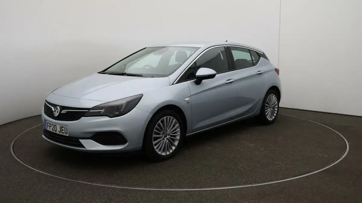2020-vauxhall-astra-12-turbo-elite-nav-big-3