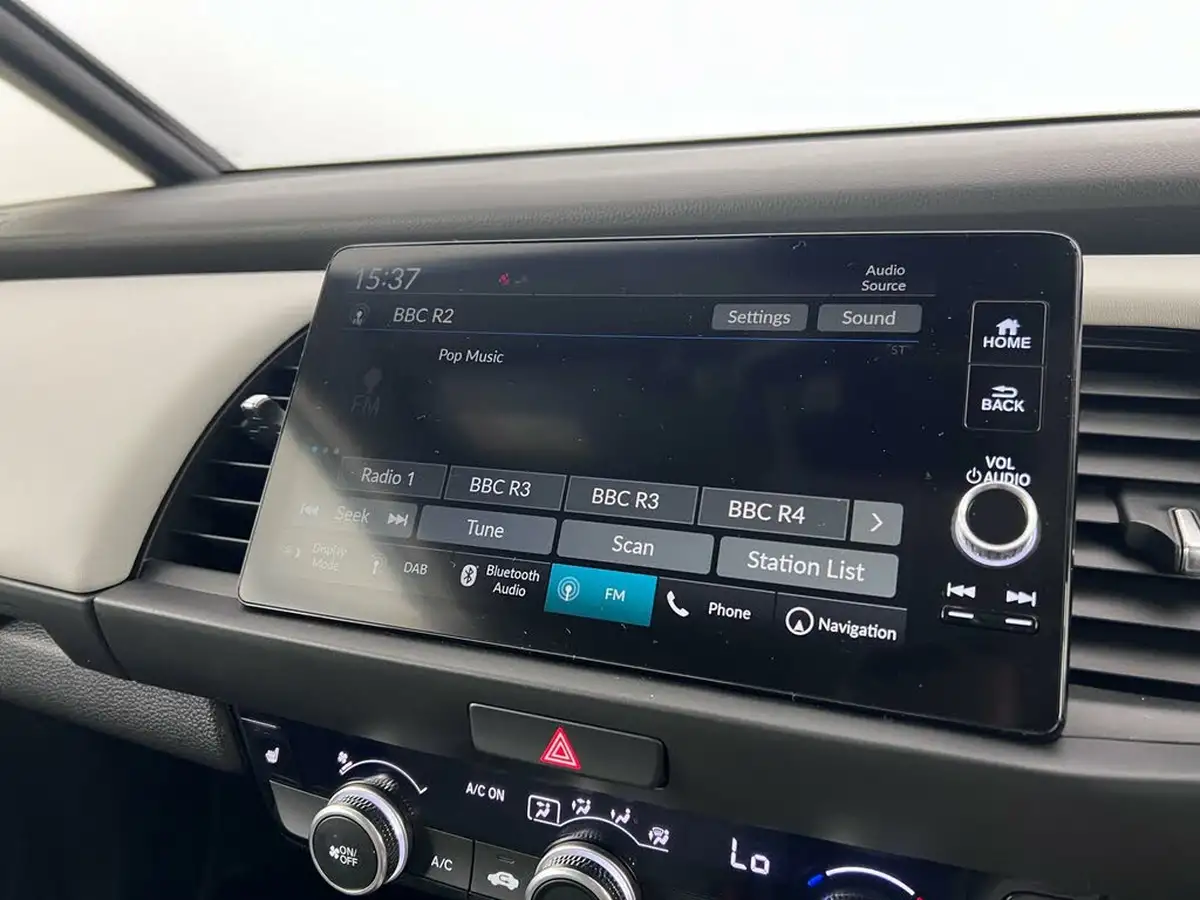 2022-honda-jazz-15-i-mmd-ex-107ps-big-31