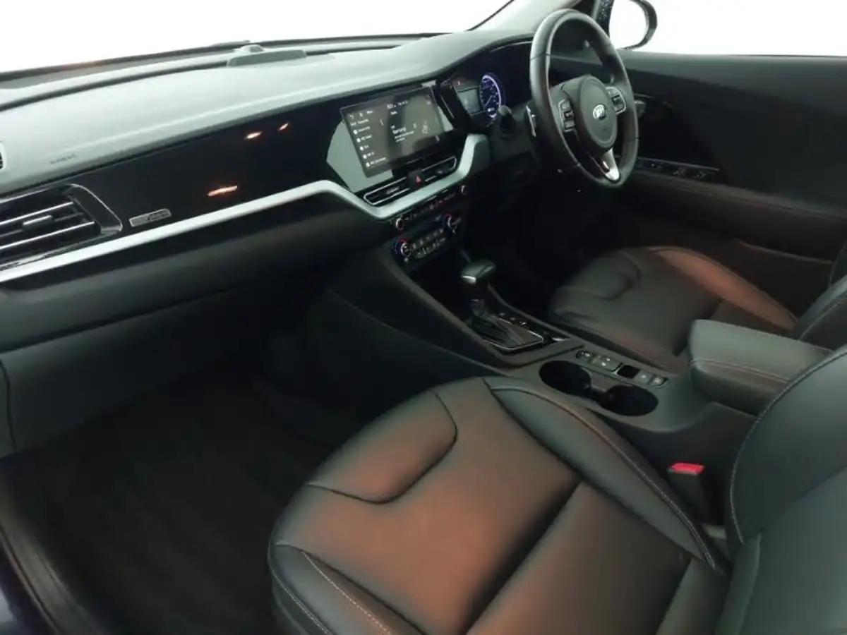 2020-kia-niro-16-gdi-phev-3-big-4