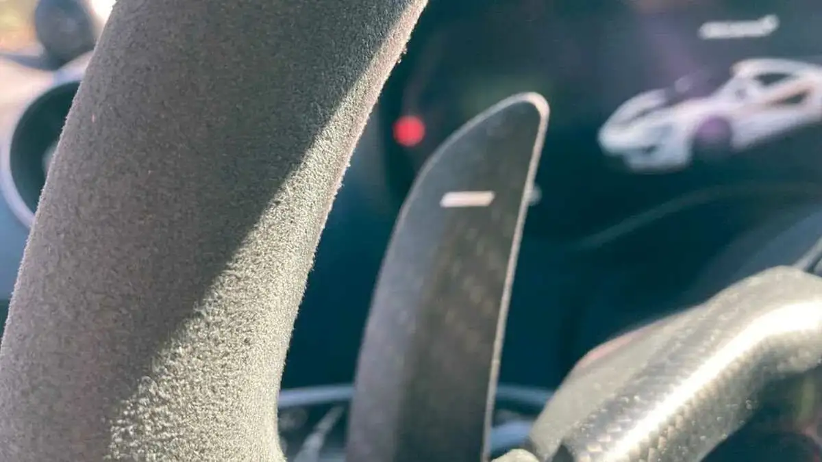 2021-mclaren-620r-38-big-20