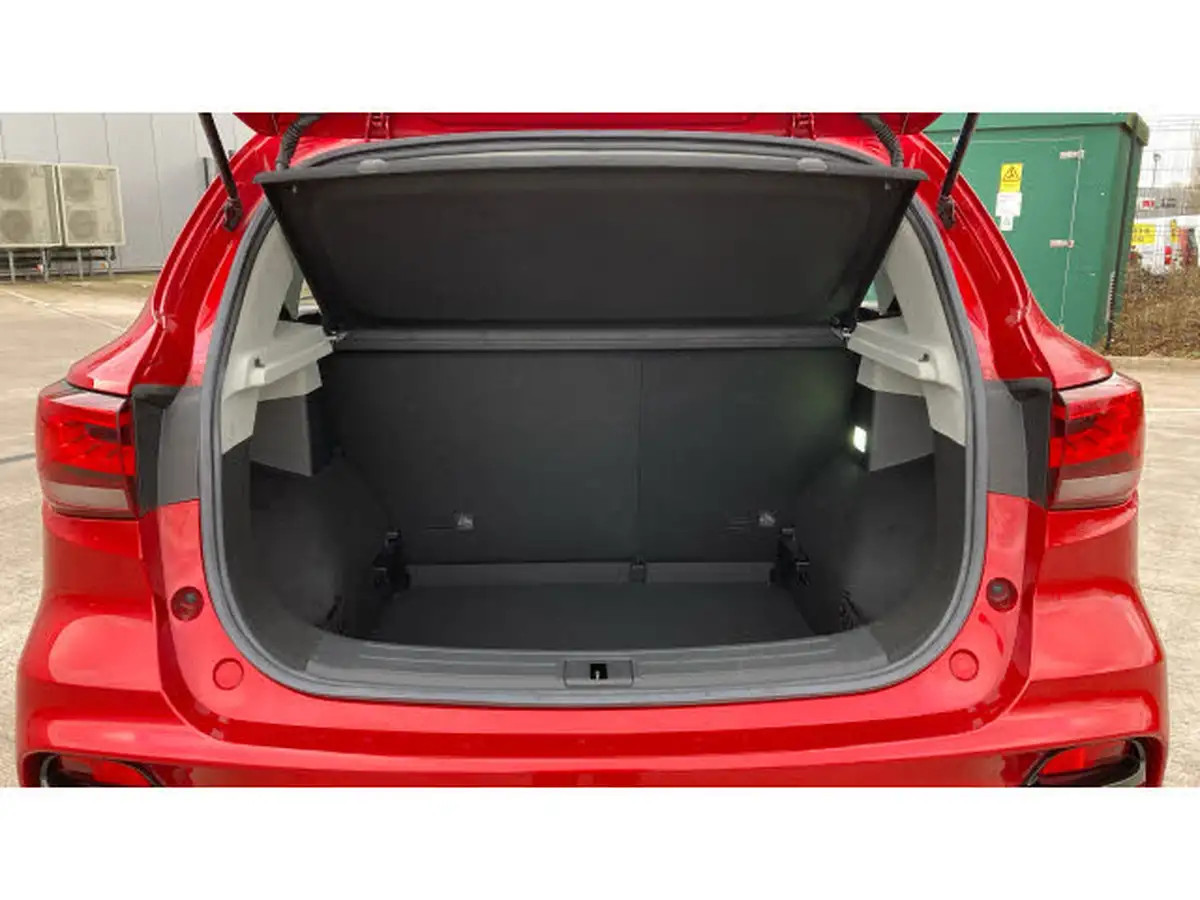 2022-mg-zs-suv-10t-gdi-exclusive-big-3