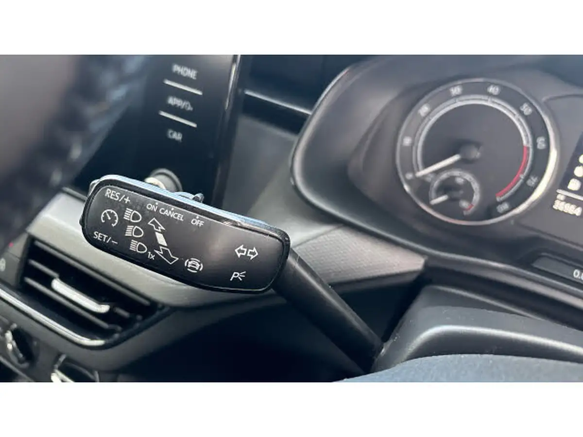 2020-skoda-kamiq-10-tsi-se-116ps-dsg-big-37