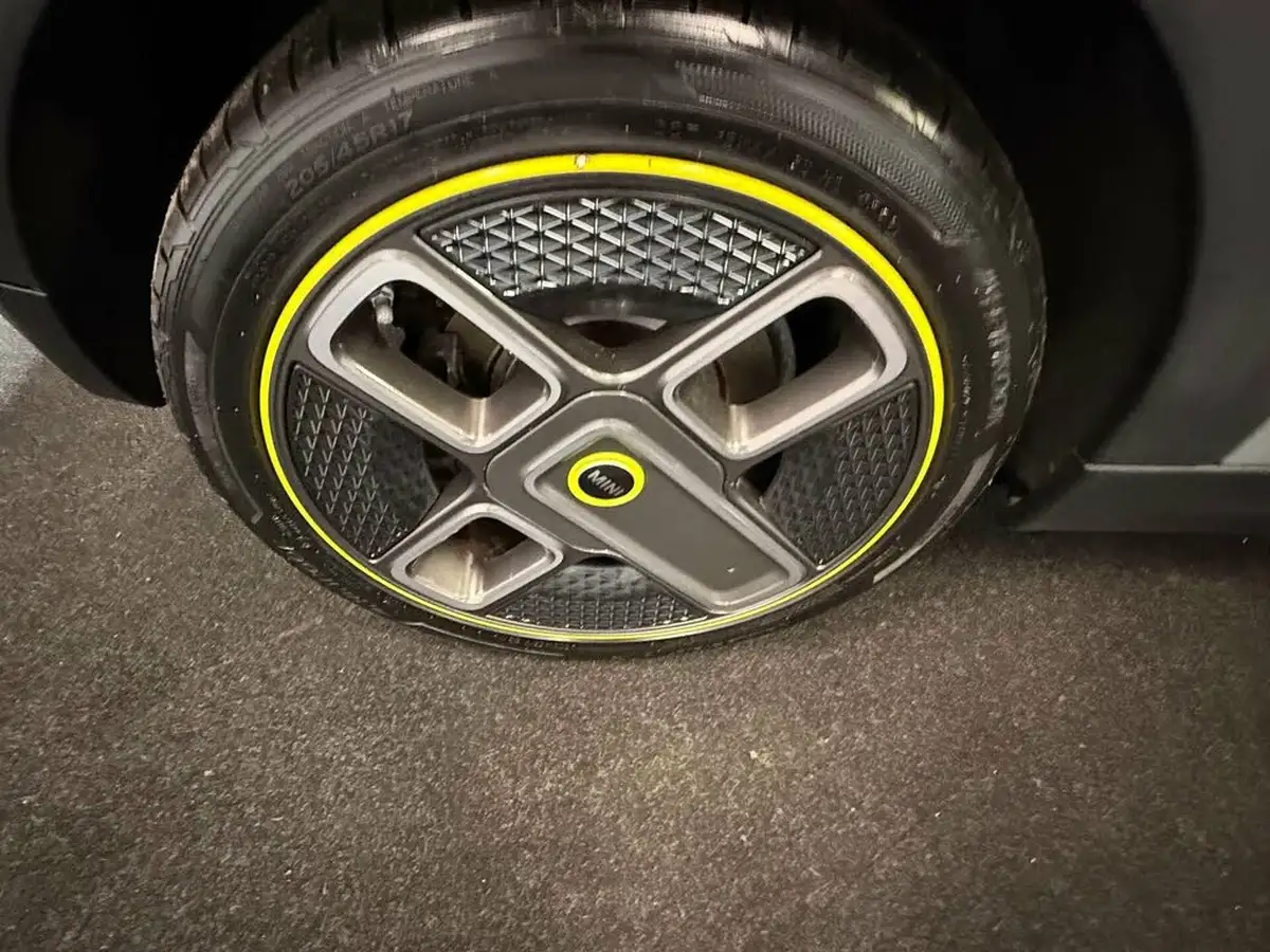 2021-mini-cooper-e-cooper-s-1-big-40