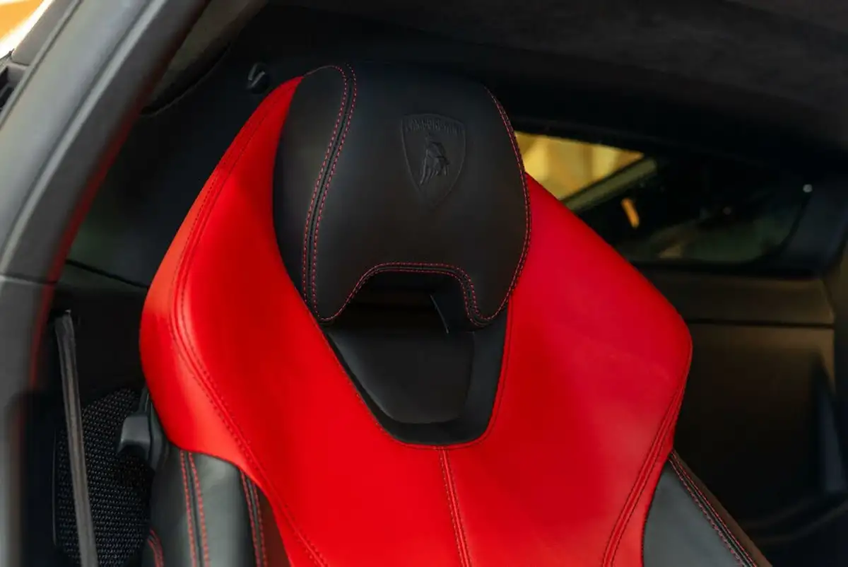 2015-lamborghini-huracan-52-lp-610-4-4wd-coupe-big-10