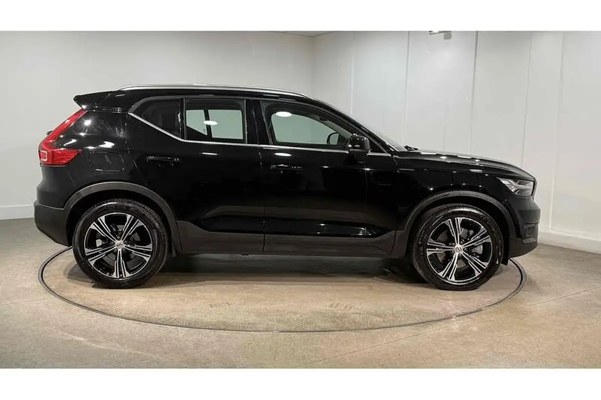 2020-volvo-xc40-15-t5-inscription-pro-plug-in-hybrid-big-3