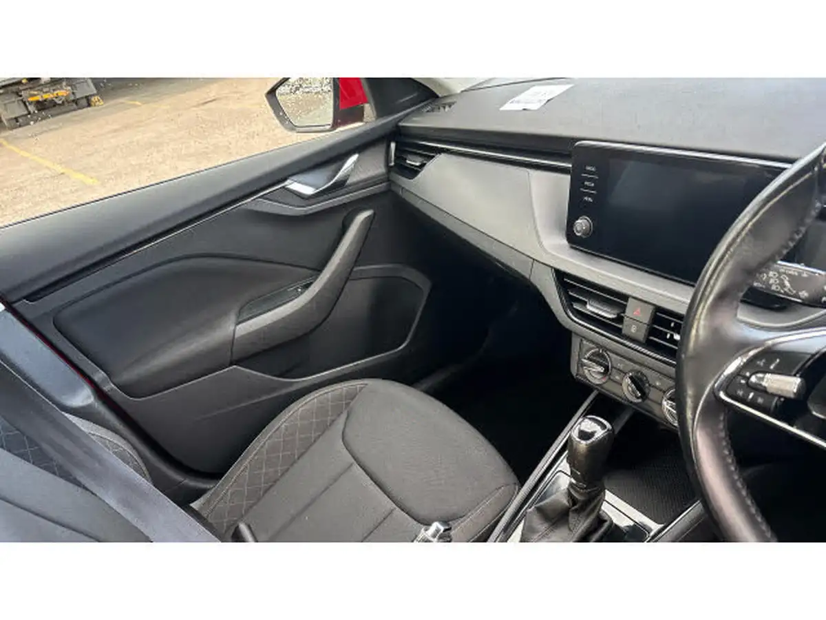 2020-skoda-kamiq-10-tsi-se-116ps-dsg-big-13