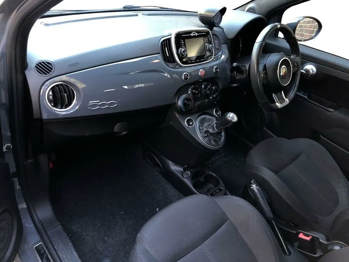 2018-abarth-595-14-tjet-big-1