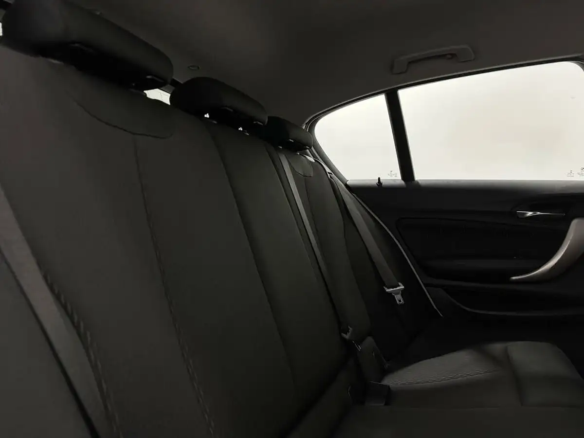 2017-bmw-1-series-15td-116d-se-business-5d-big-38