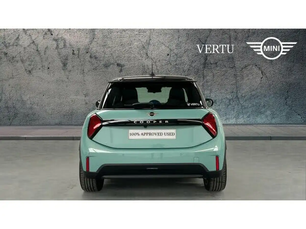 2024-mini-cooper-15-cooper-c-exclusive-3d-big-14