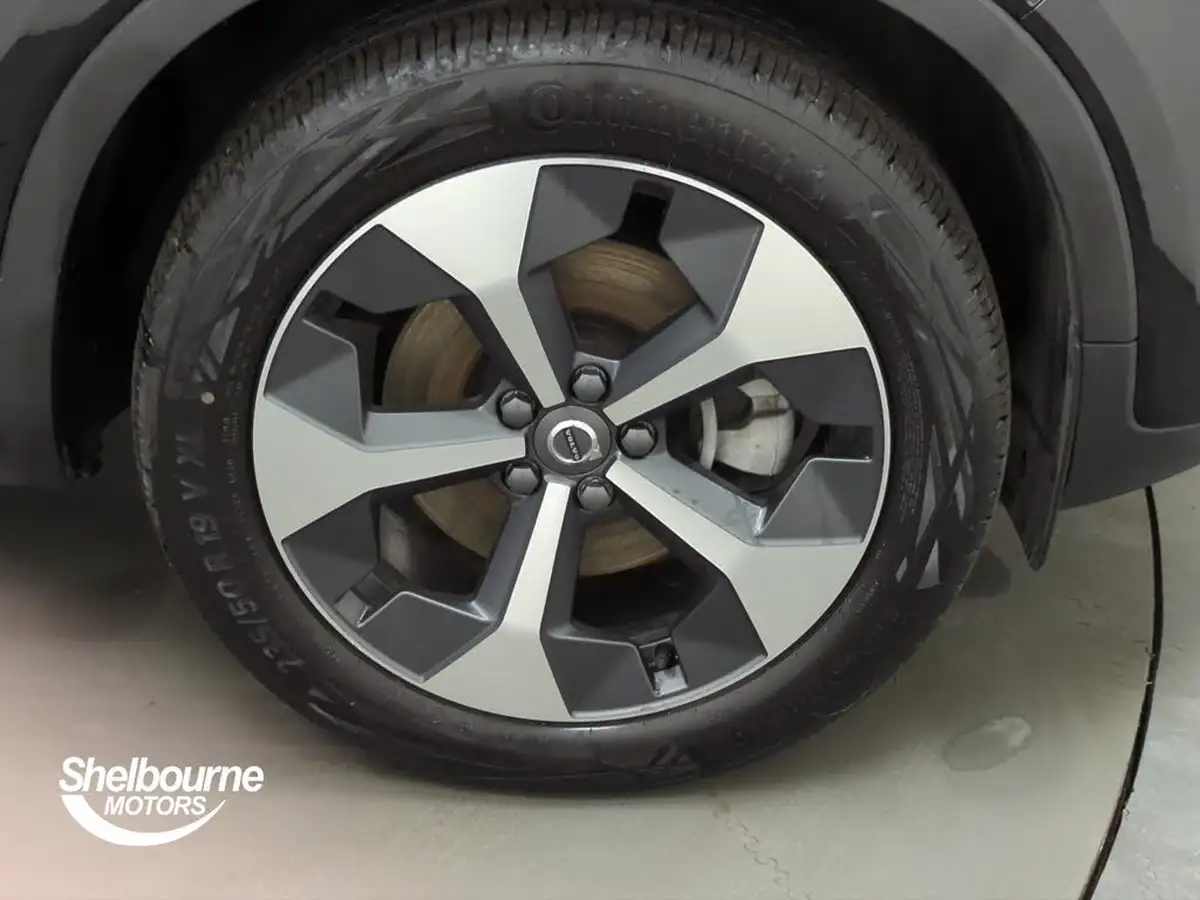 2024-volvo-xc40-20-b3-plus-big-6
