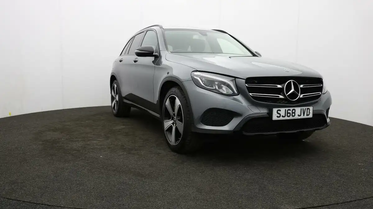 2018-mercedes-benz-glc-class-20-glc250-urban-edition-big-43