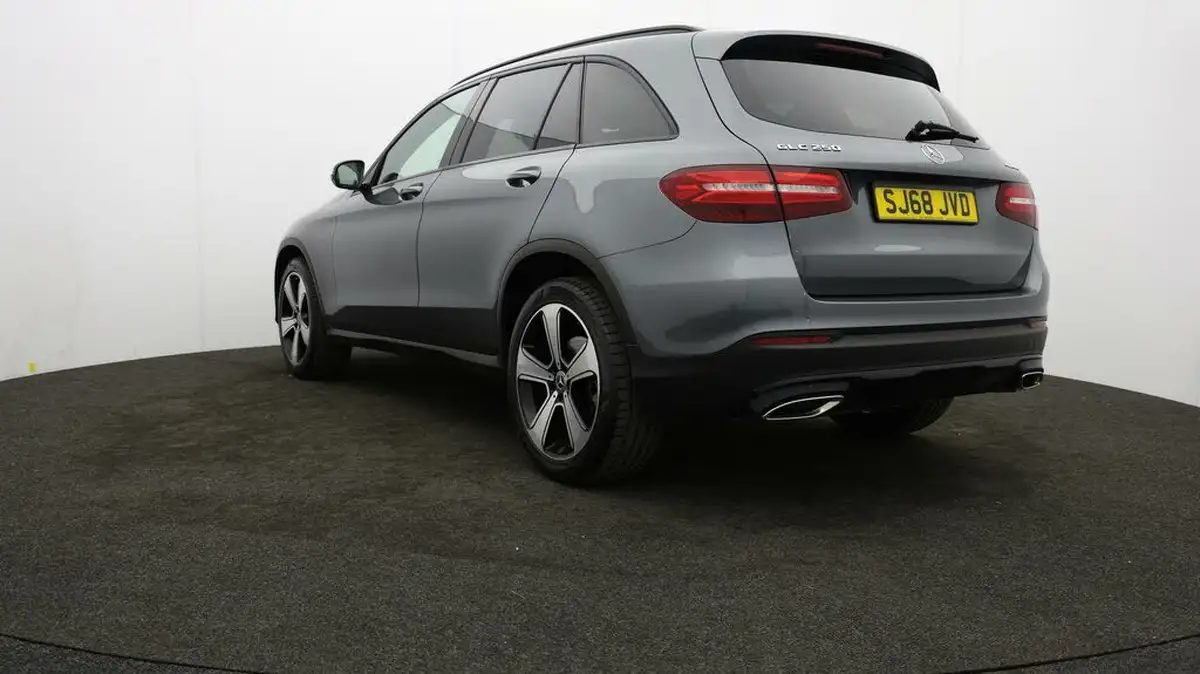 2018-mercedes-benz-glc-class-20-glc250-urban-edition-big-71