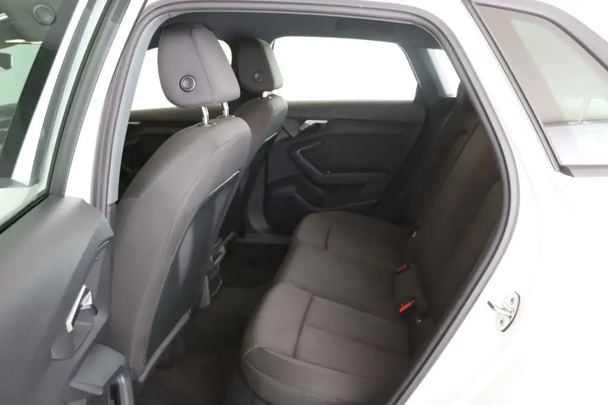 2022-audi-a3-10-30-tfsi-technik-big-12