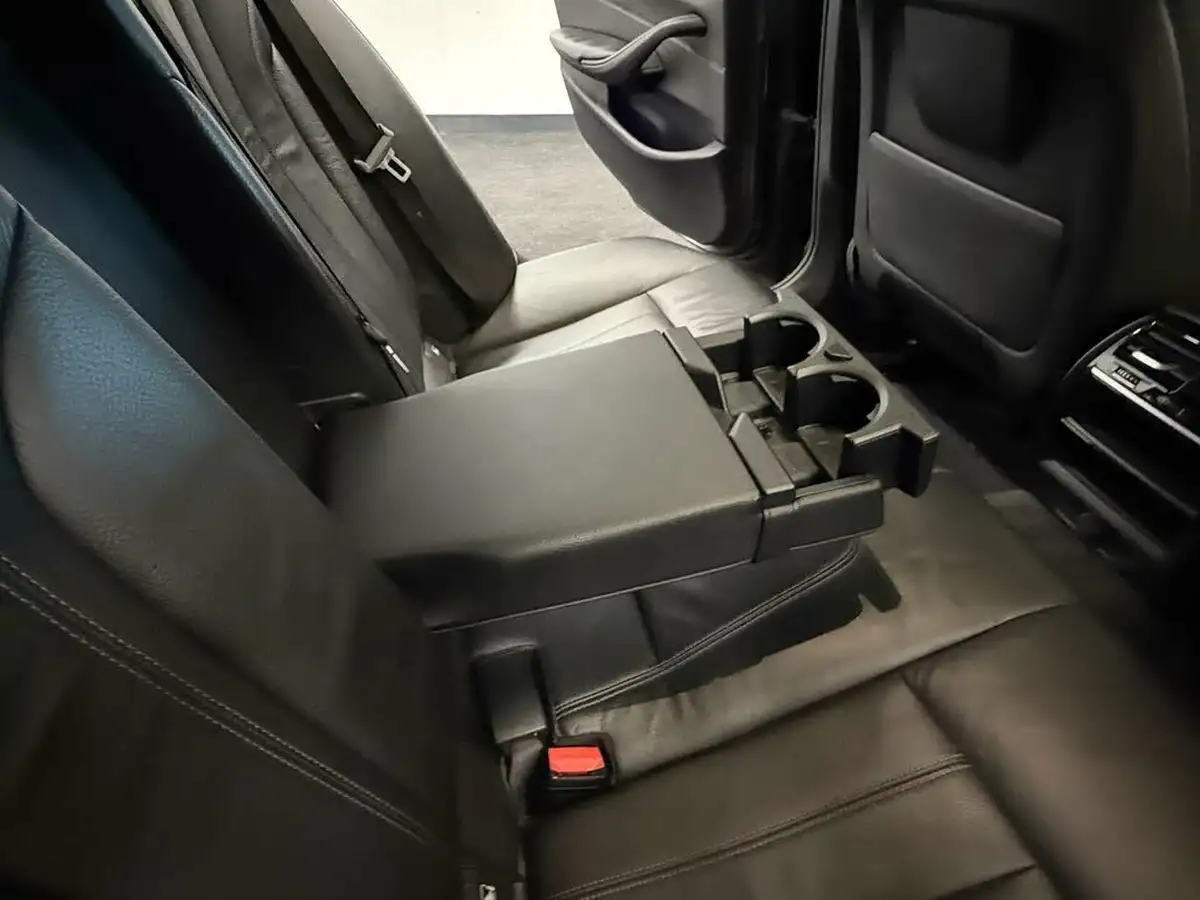 2017-bmw-5-series-20-530i-se-saloon-4d-big-45