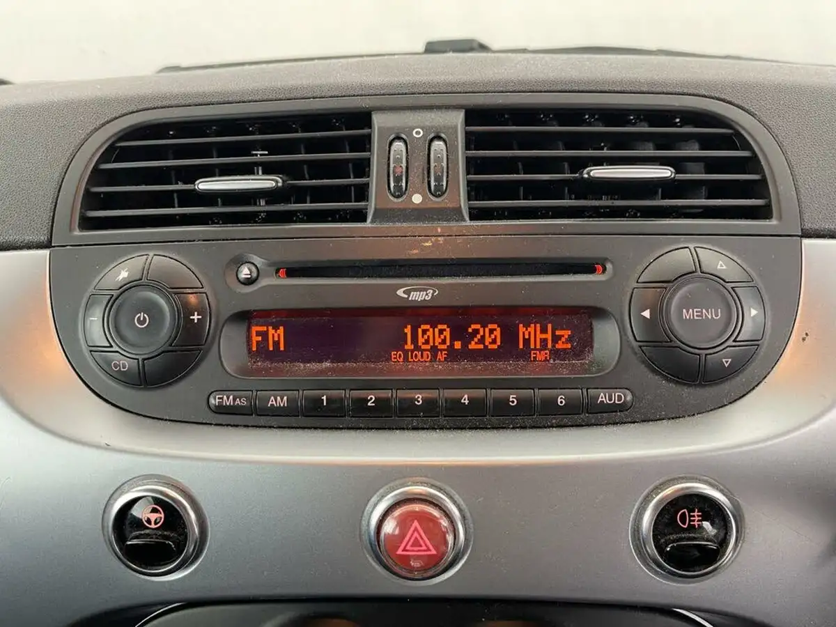 2015-fiat-500-12-s-big-13