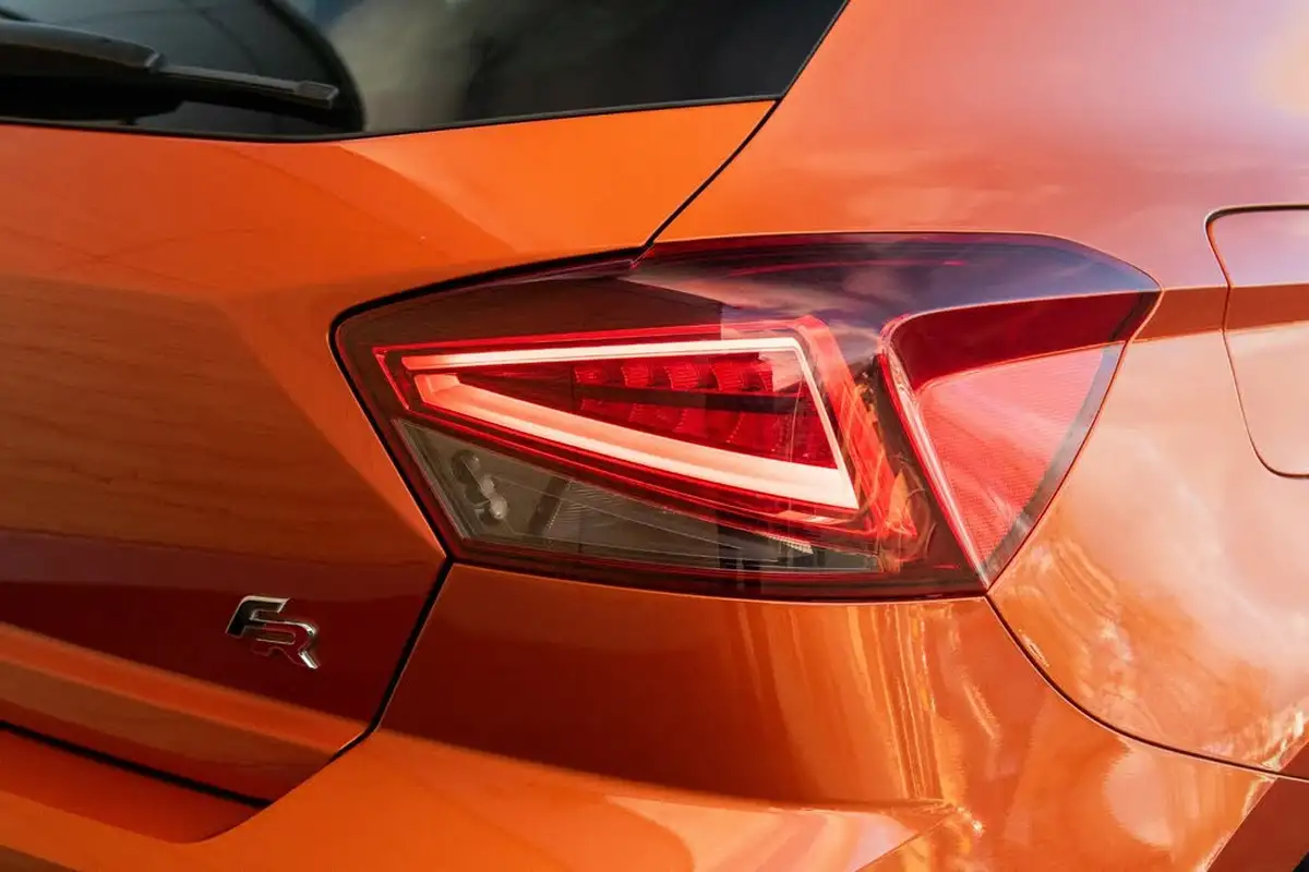 2020-seat-ibiza-10-tsi-fr-sport-115ps-big-9