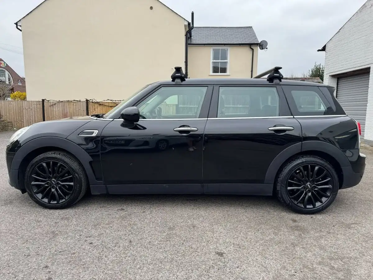 2017-mini-clubman-15-cooper-ss-big-6