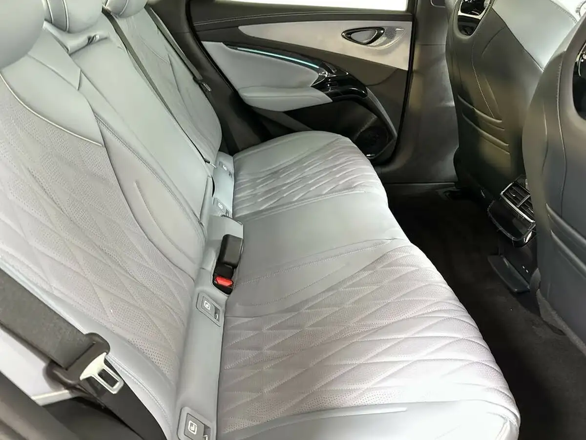 2023-byd-seal-e-design-big-13