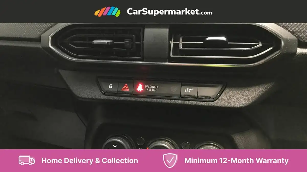 2021-dacia-sandero-10-sce-essential-big-22