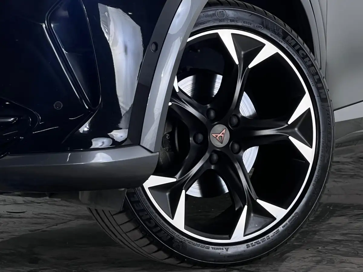 2021-cupra-formentor-14-e-hybrid-v2-big-58