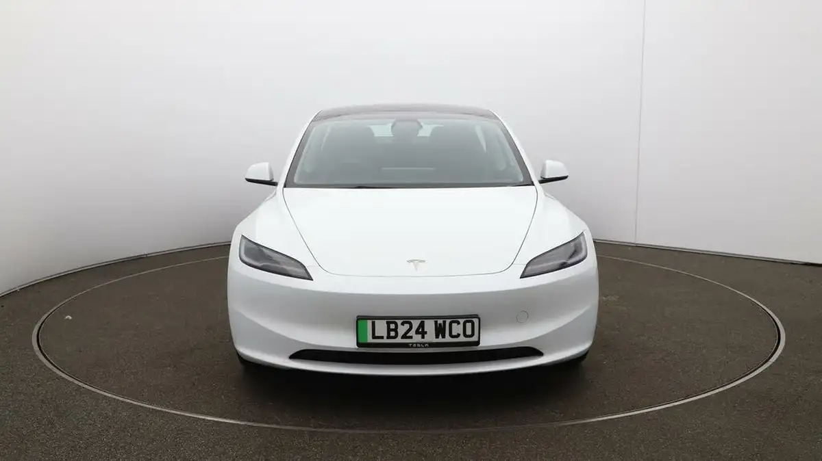 2024-tesla-model-3-e-rwd-big-2
