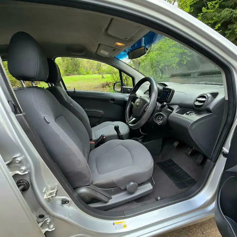 2012-chevrolet-spark-10-big-14