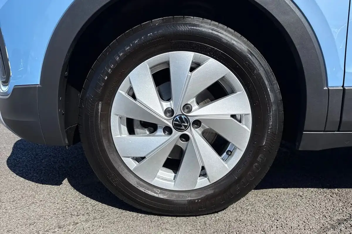 2024-volkswagen-t-cross-10-tsi-life-95ps-big-10