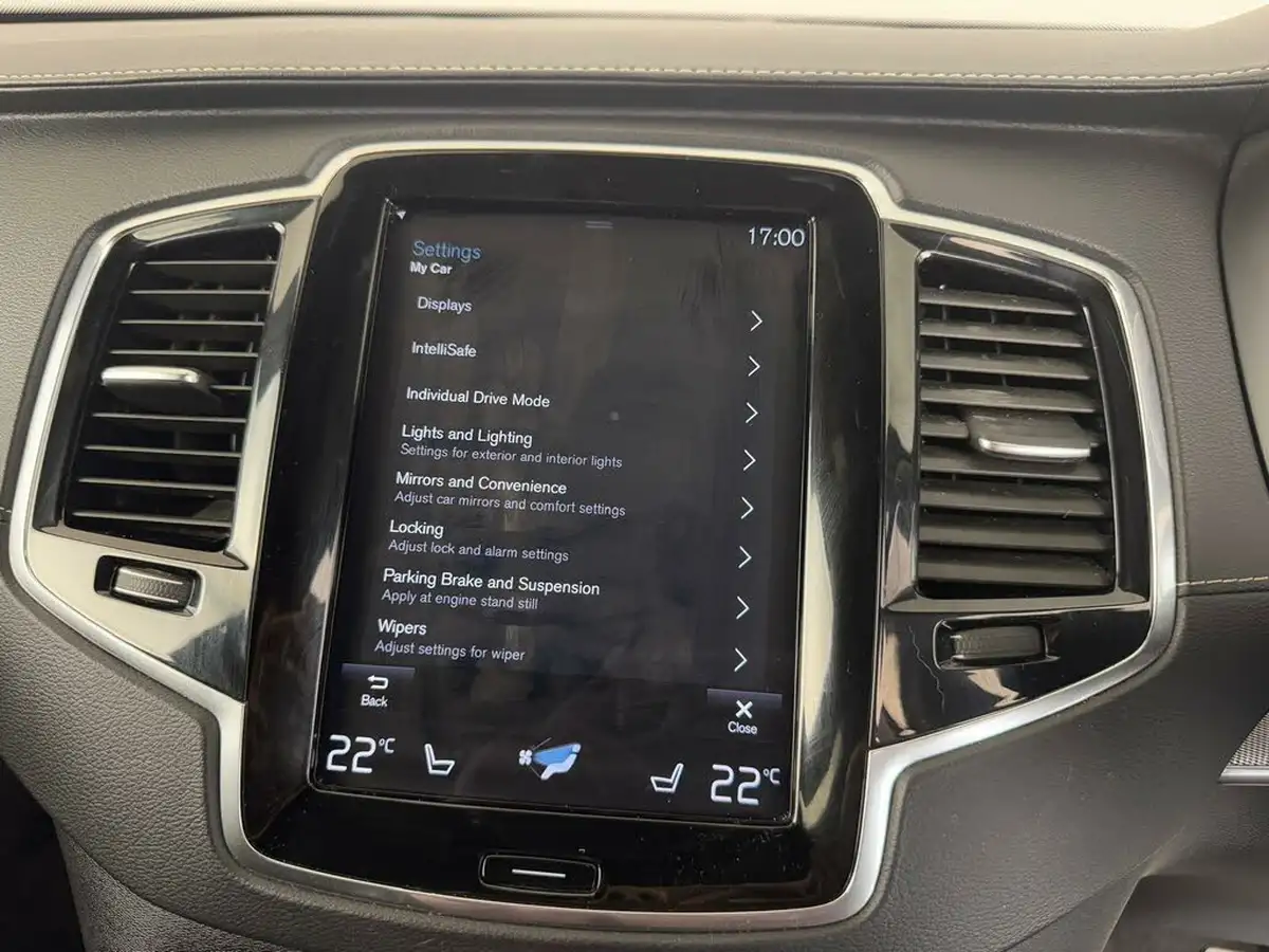 2021-volvo-xc90-20-b5-r-design-big-50