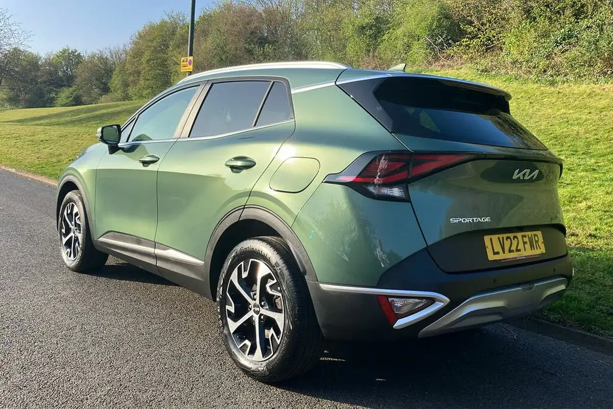 2022-kia-sportage-16-t-gdi-3-226bhp-hev-1598cc-auto-big-1