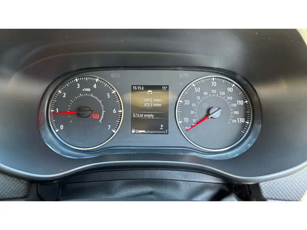 2021-dacia-sandero-10-tce-essential-90bhp-big-17