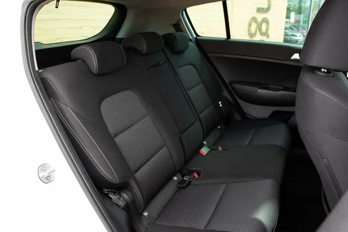 2020-kia-sportage-16-gdi-2-big-33