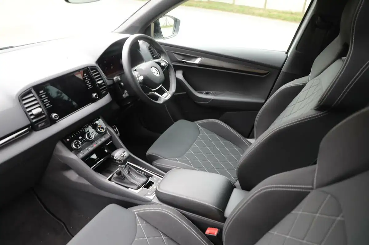 2023-skoda-karoq-20tdi-sportline-4x4-dsg-big-21