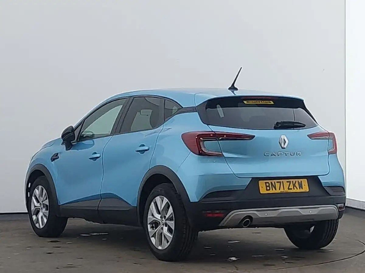 2021-renault-captur-13-tce-iconic-140ps-big-1