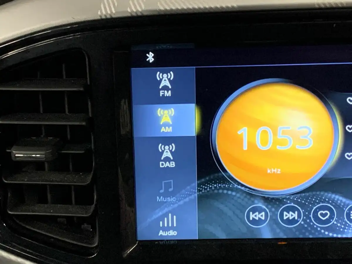 2023-mg-mg3-15-vti-tech-exclusive-nav-big-16