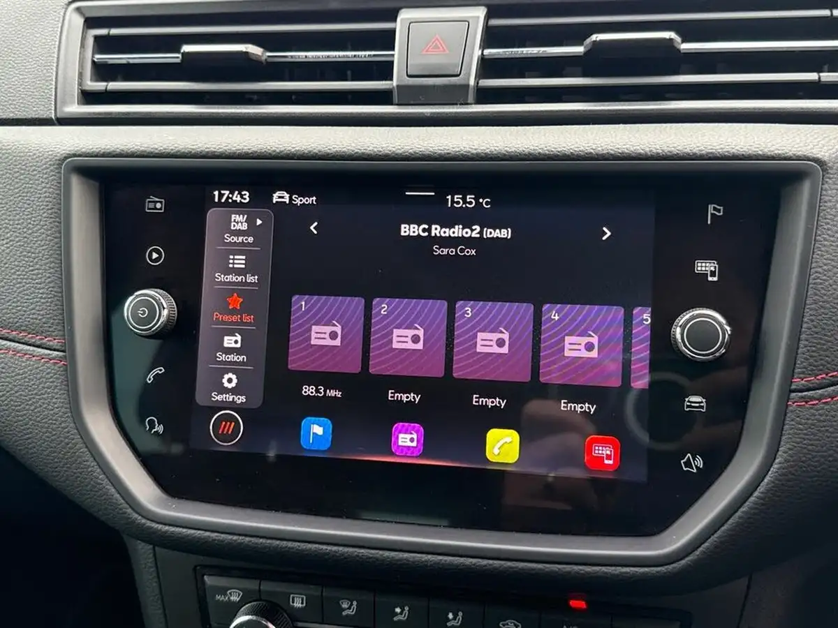 2021-seat-arona-10-tsi-fr-red-edition-big-22