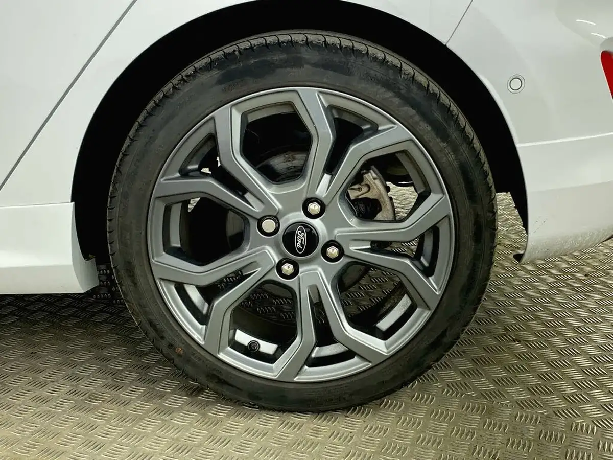 2020-ford-fiesta-10t-st-line-edition-155ps-hybrid-mhev-5d-big-11