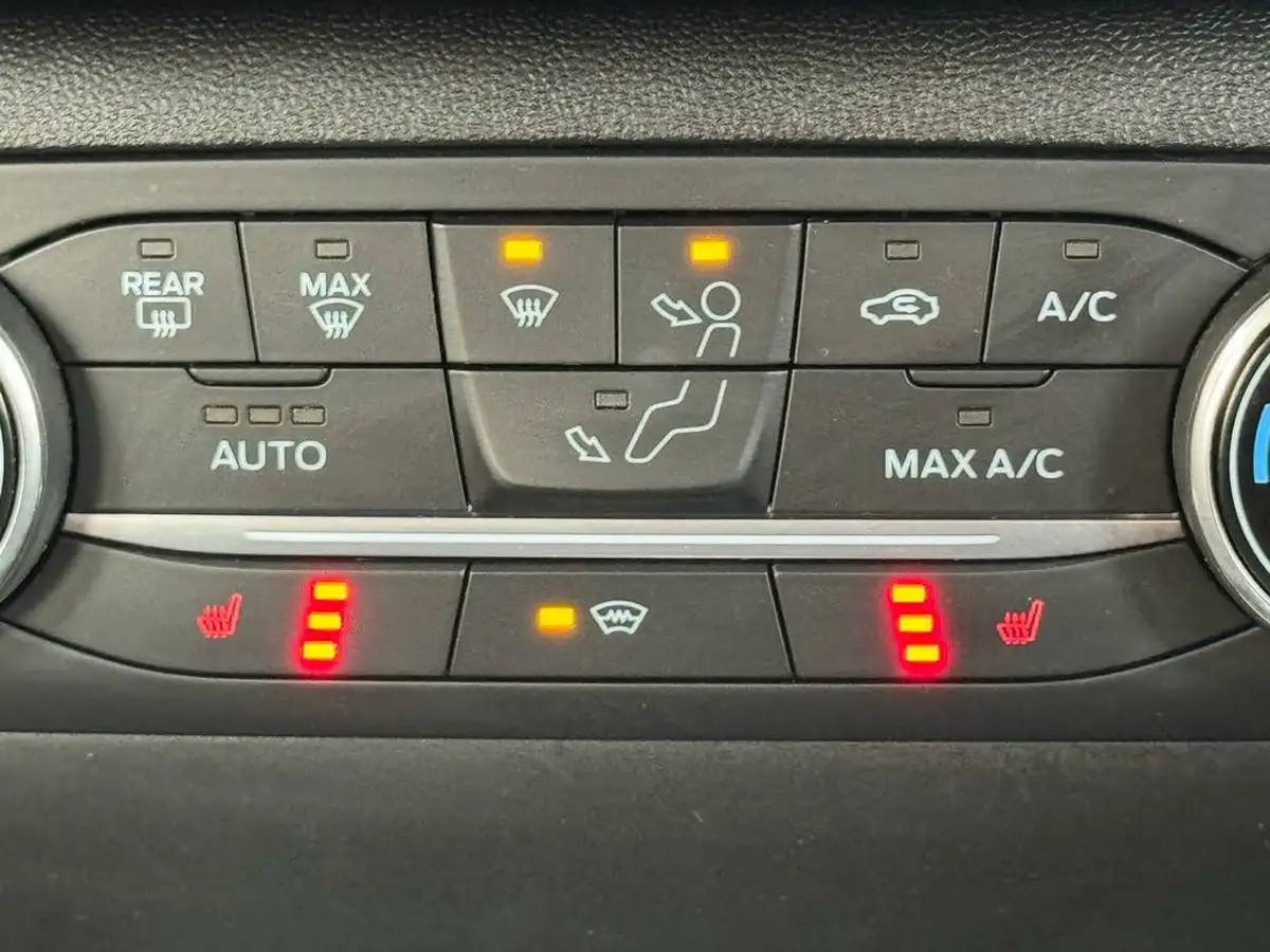 2019-ford-fiesta-10t-active-x-140ps-big-16