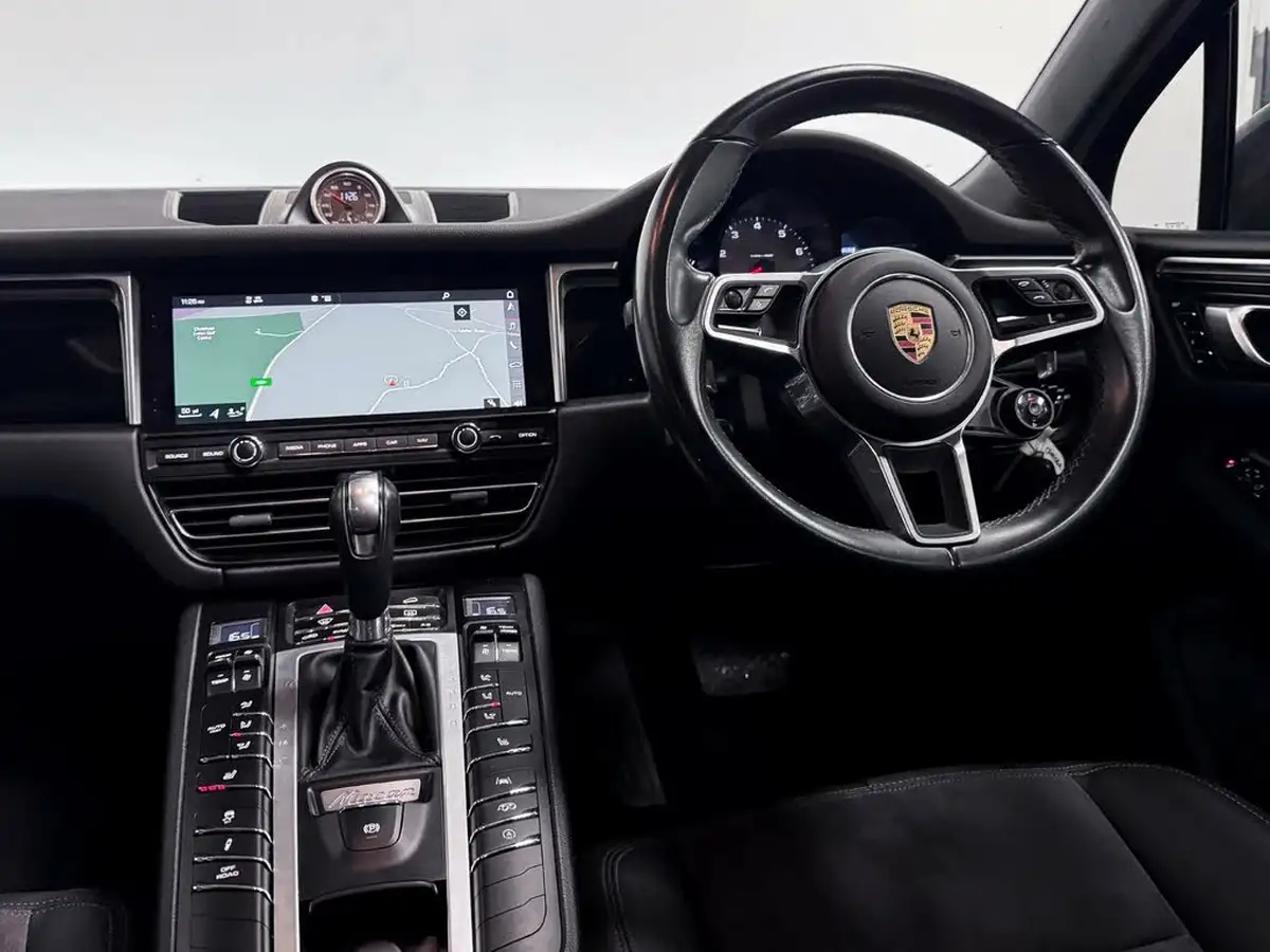 2019-porsche-macan-30-v6-s-big-30