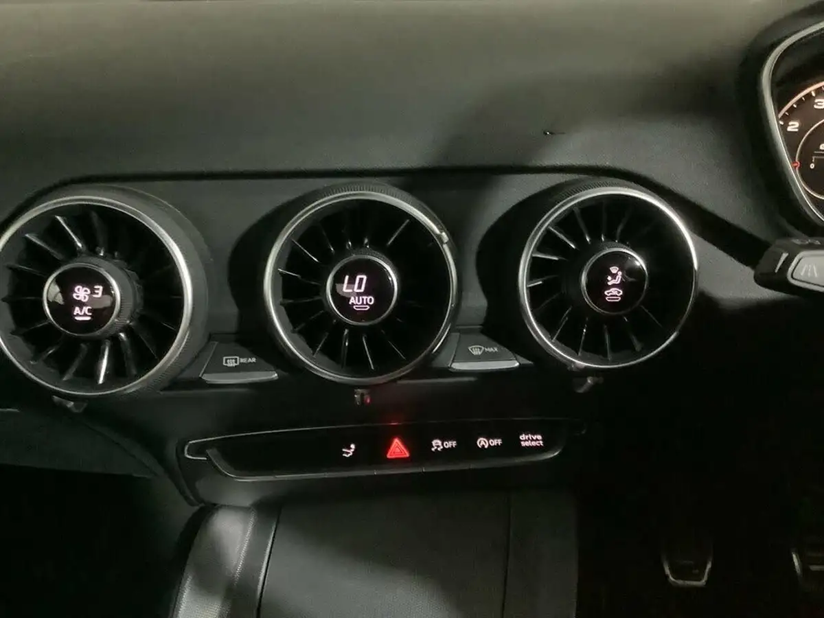 2015-audi-tt-coupe-20-tfsi-sport-big-20