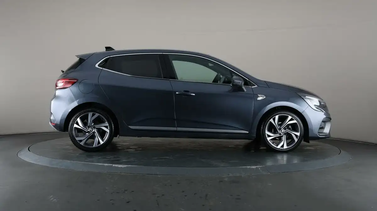 2021-renault-clio-10-tce-rs-line-90ps-big-51