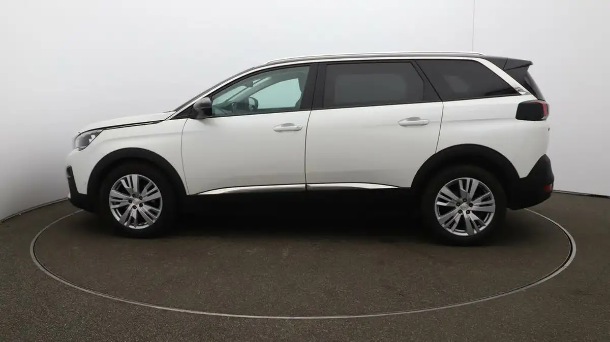 2020-peugeot-5008-suv-12-puretech-allure-big-57