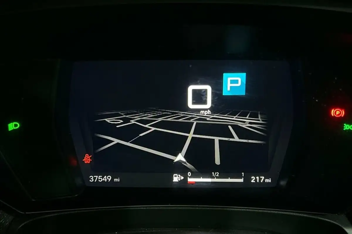 2023-citroen-c5-x-12-puretech-shine-big-10